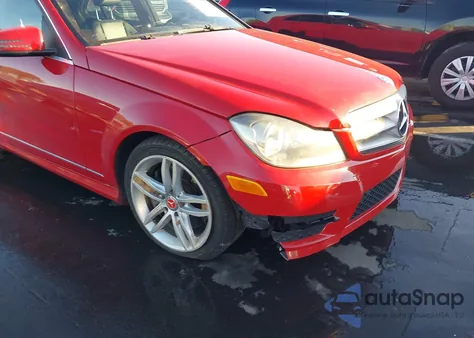 2013 Mercedes-Benz C 300 Sport 4Matic from USA, damaged, VIN WDDGF8AB9DA789377